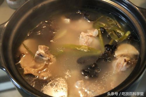 煲汤用什么锅煲最好吃,煲汤用高压锅好还是砂锅煲好呢