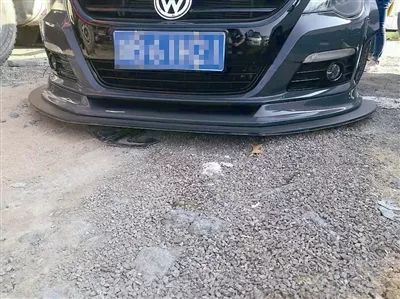 网红男子私自改车标被举报,男子改装自行车被罚款