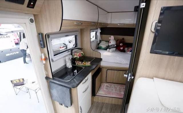 2.2米限高福特全顺,新全顺低顶能过2米限高吗