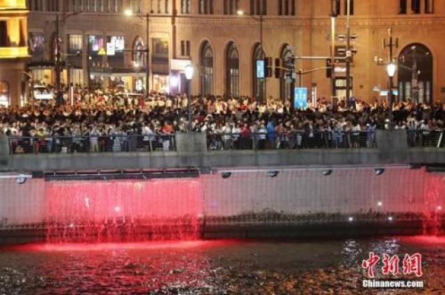 每逢佳节倍思有所乐,每逢佳节倍思愁