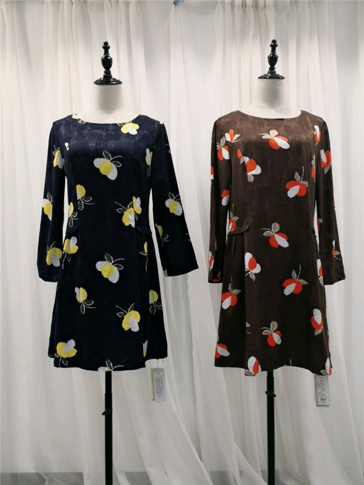 成都尾货衣服批发市场在哪里,成都品牌女装批发厂家直销