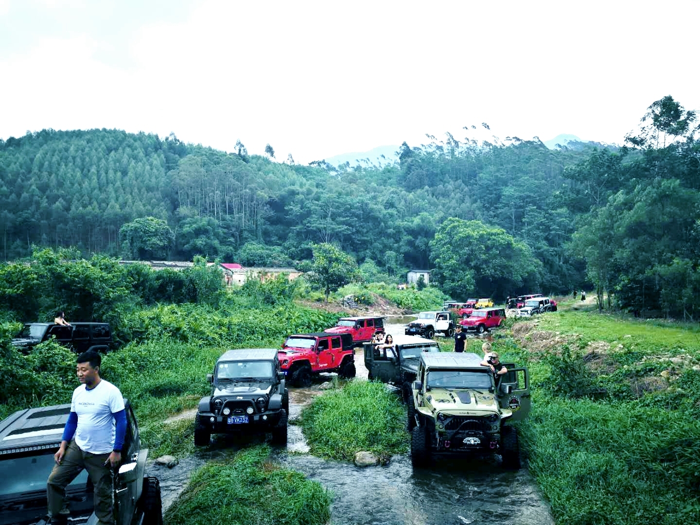 如果你喜欢越野车，越野精神，那这是一篇深度好文！