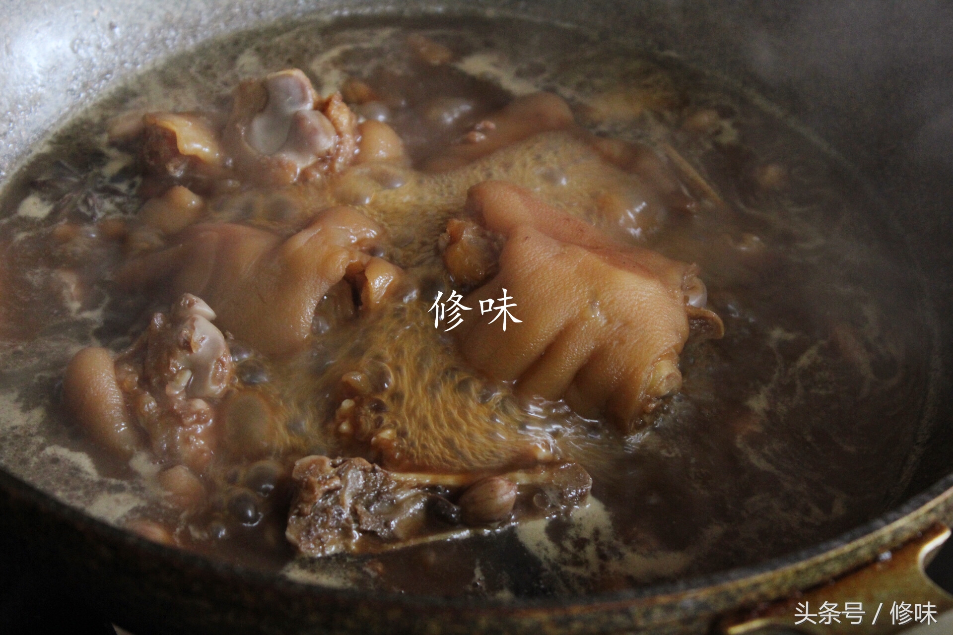 猪脚炖花生怎么炖最好吃,猪脚炖花生怎么煮