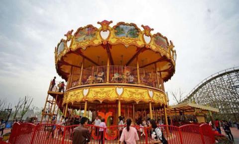 济南欧乐堡和方特东方神画哪个好,济南方特东方神画离高铁站多远