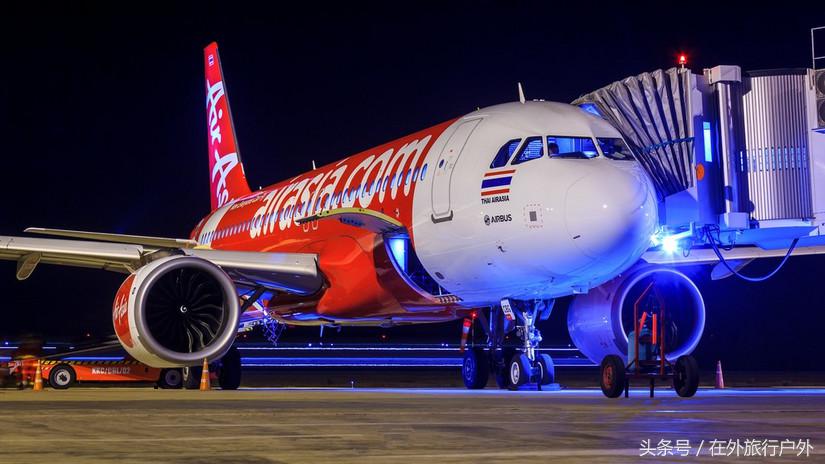 不去普罗旺斯和柬埔寨,千元飞到泰国看最美向日葵田和高棉遗址