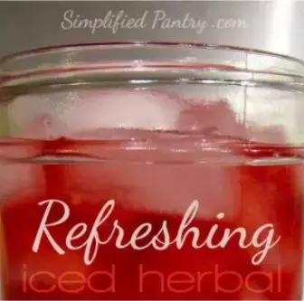 当男朋友和口红同时掉进水里,口红掉进水里了有用吗