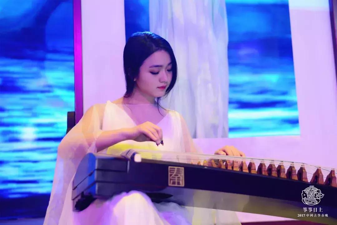 鐜夌珛浜涵鍜屼涵浜帀绔嬬浉鍚屽悧,鏉ㄨ嫅浜彜绛濋煶涔愪細