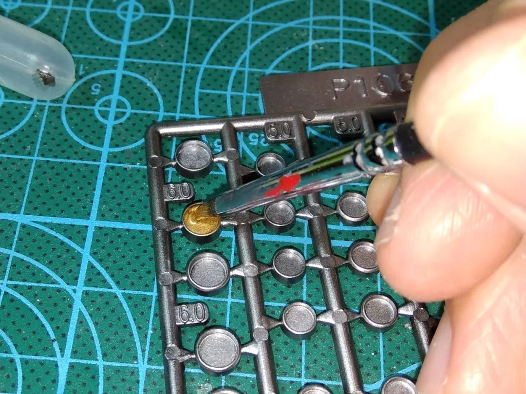 高达透明件怎么喷涂,高达透明件怎么喷消光