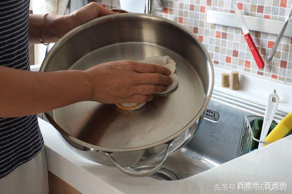 教你怎么让不锈钢锅变成不粘锅？保养得宜，10年都不用换