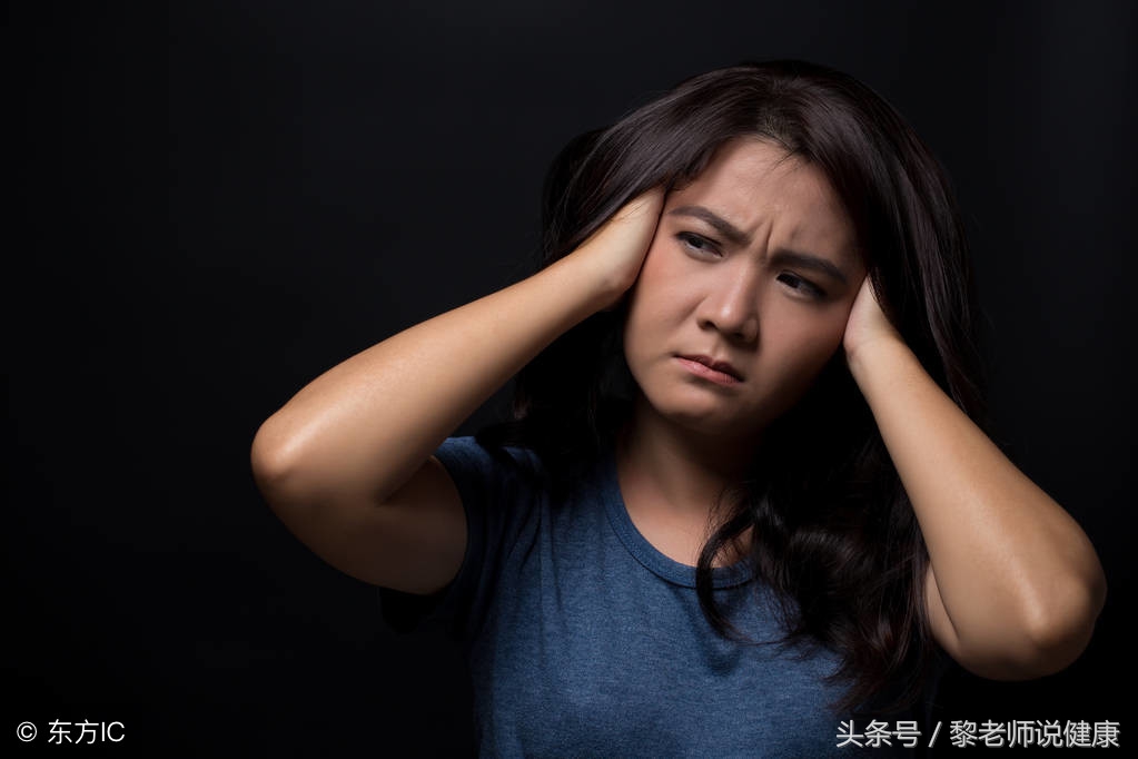 嘴唇黑猪肝红怎么回事,嘴唇发紫发黑还有斑点