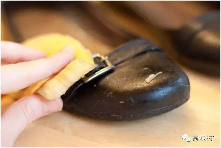 沙发脏了怎么清洗才能干净,沙发脏了不能拆是为什么