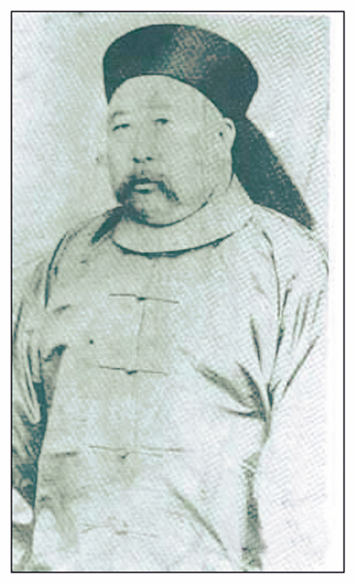 清朝老太太七十岁还能举起百斤石锁，儿子战死沙场是著名爱国将领