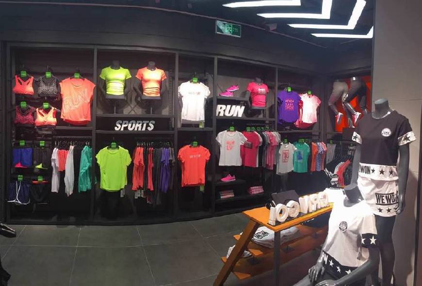 刘德华代言鞋业,又一零售巨头跌落