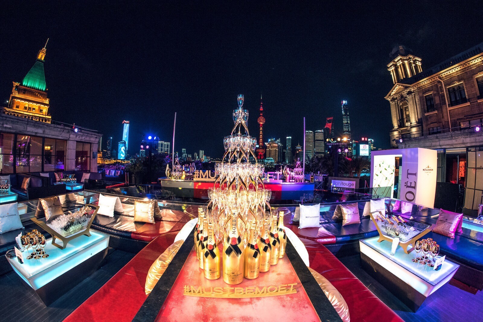 酩悦香槟与拿破仑,酩悦香槟上海新天地