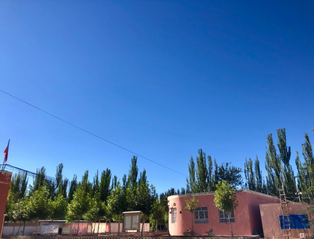 40年40村丨博依萨克村：它是辽阔疆土上，用爱铸就的奇迹