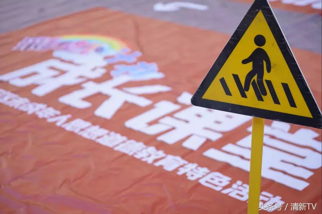 小学生当交警感受,成为交警