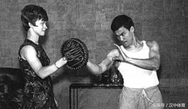 当年贝克汉姆有多火,当年贝克汉姆帅