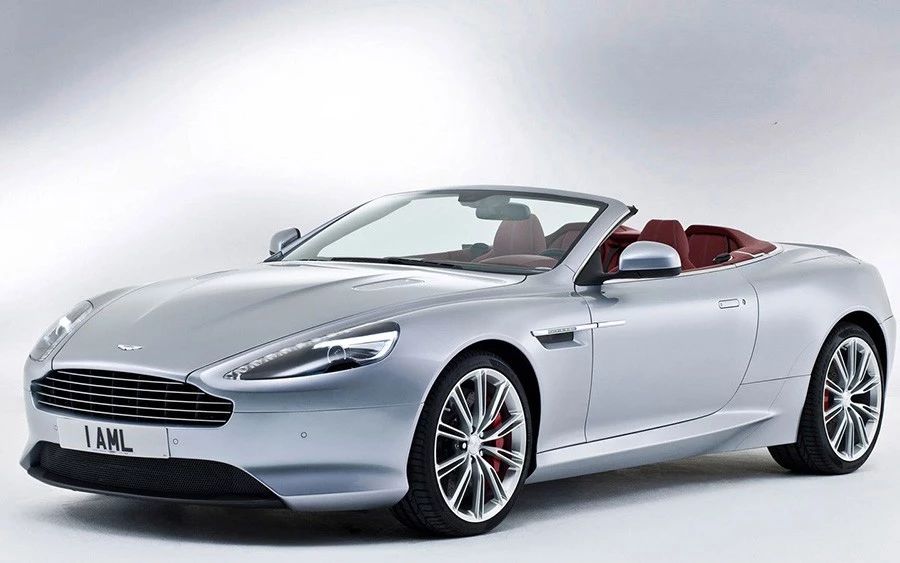 开不起超跑还买不起鞋吗？“跑车球鞋”了解一下？