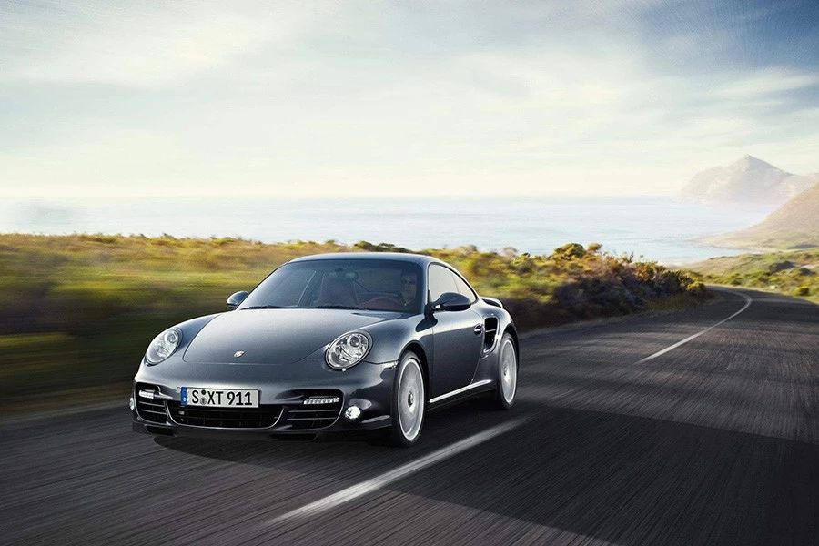 开不起超跑还买不起鞋吗？“跑车球鞋”了解一下？