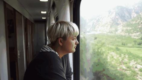 她搜集500个女神，组成世界美女地图，其中没有一张是网红脸