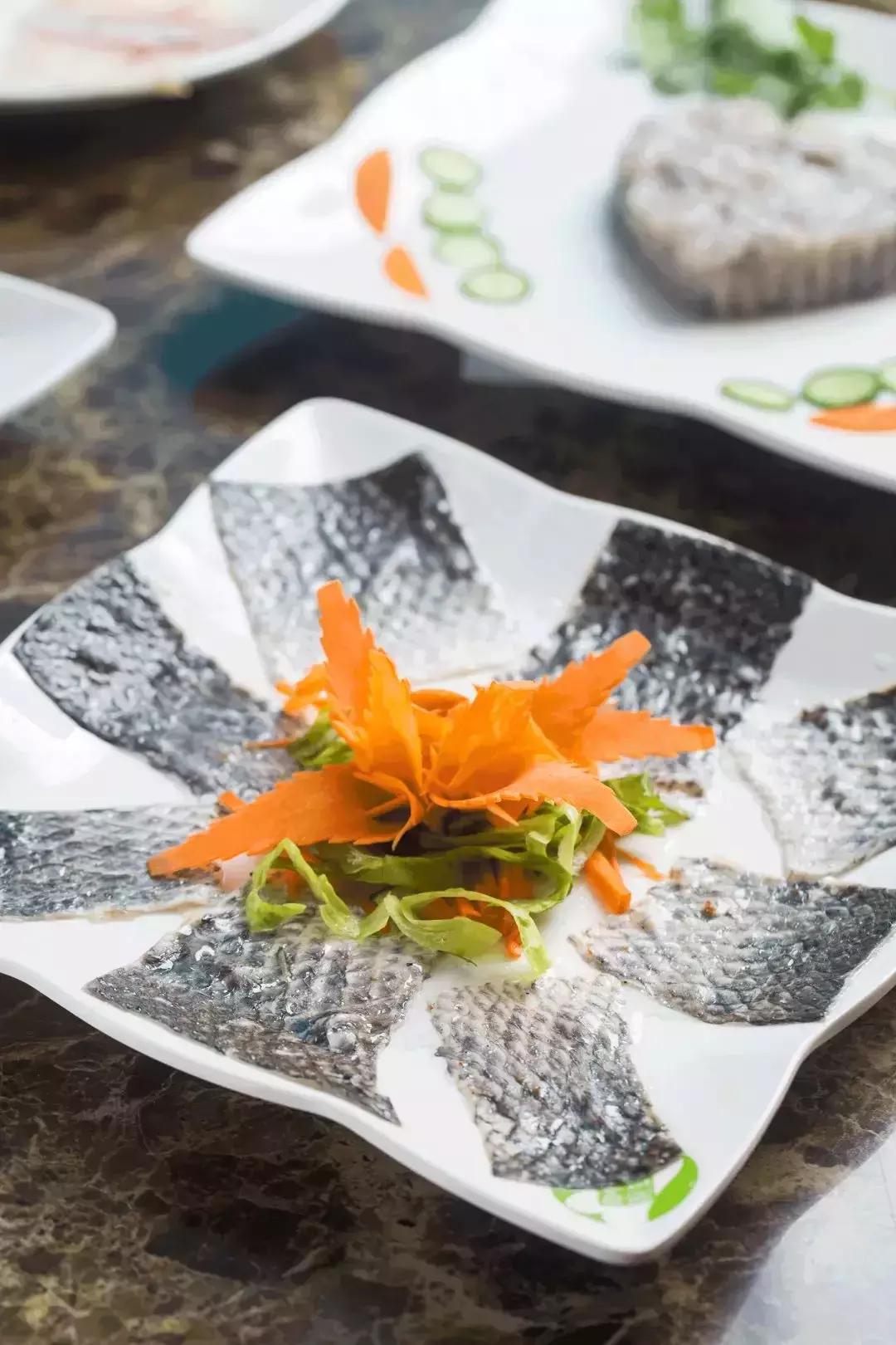 回头客最爱给“差评”的金牌老店，专卖薄过“冈本001”的……