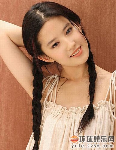 杨钰莹和伊能静谁看起来年轻,杨钰莹刘亦菲声音很像