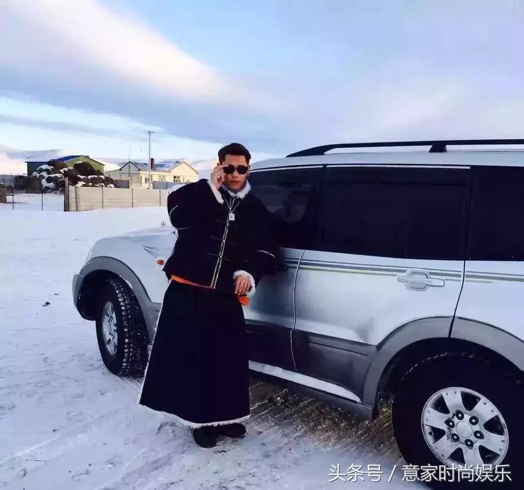 采访别人一身衣服多少钱,采访男生一身穿搭几十万