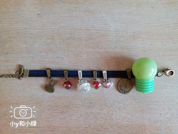 适合手残党做的手链头绳,小y和小绿