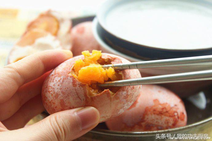 咸鸭蛋秘制方法,秘制咸鸭蛋的腌制方法