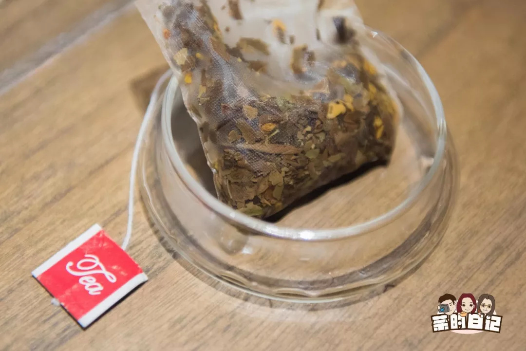 金桂飘香沁人心脾,桂花白茶的口感