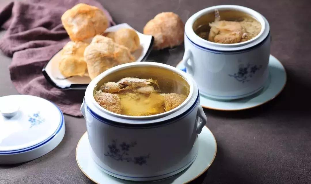 鸽子买回来怎么处理怎么做鸽子汤,5年的老鸽如何炖鸽子汤鲜而不柴