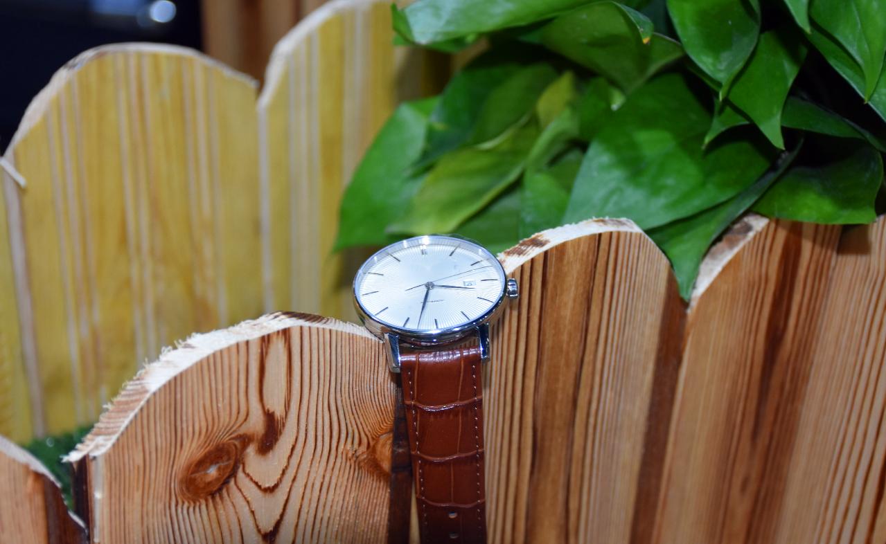 小米有品轻派双显电子表按键失灵,小米有品轻派户外双显手表