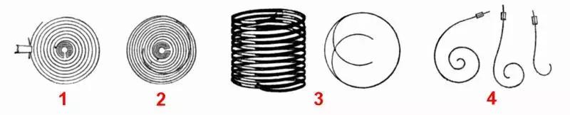 在与瑞士人的战斗中，Apple少有地露出了「淫靡」的一面