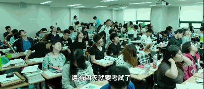 隔壁那人欠了巨额水费，人却失联了：韩国电影无尿点系列
