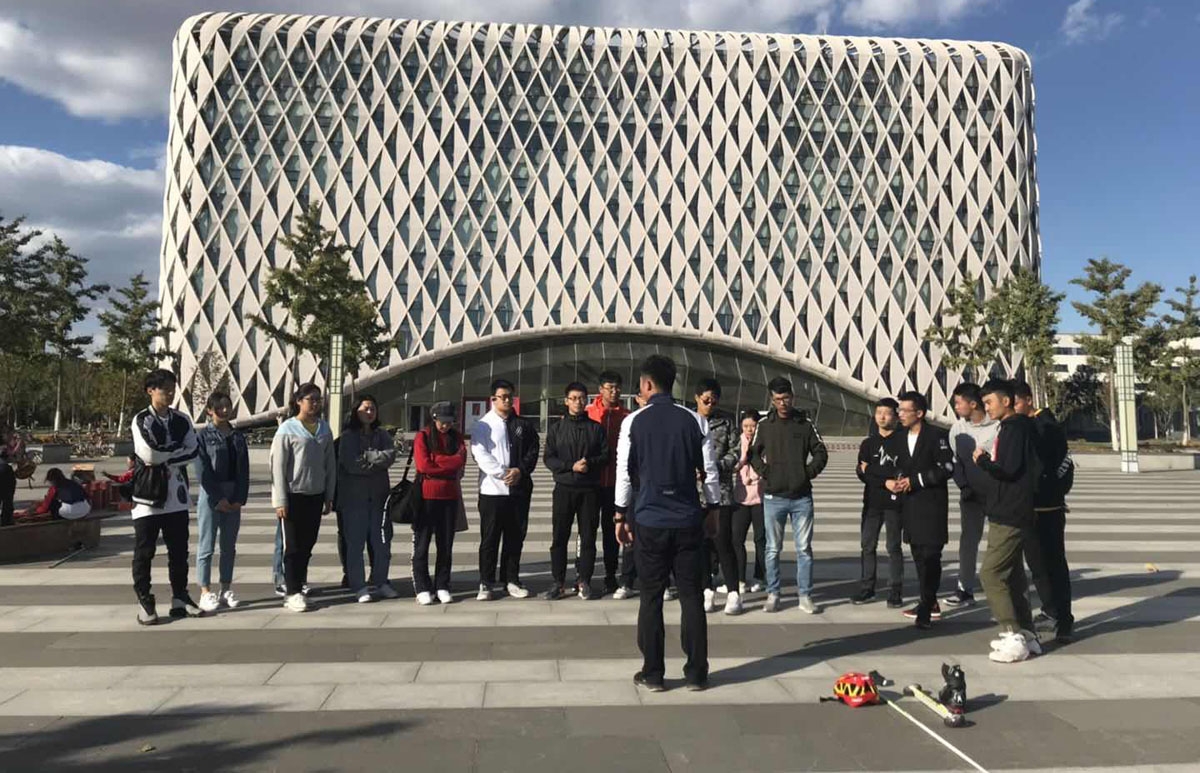 “一校一故事越野越精彩”全国高校滑轮推广活动在京拉开帷幕