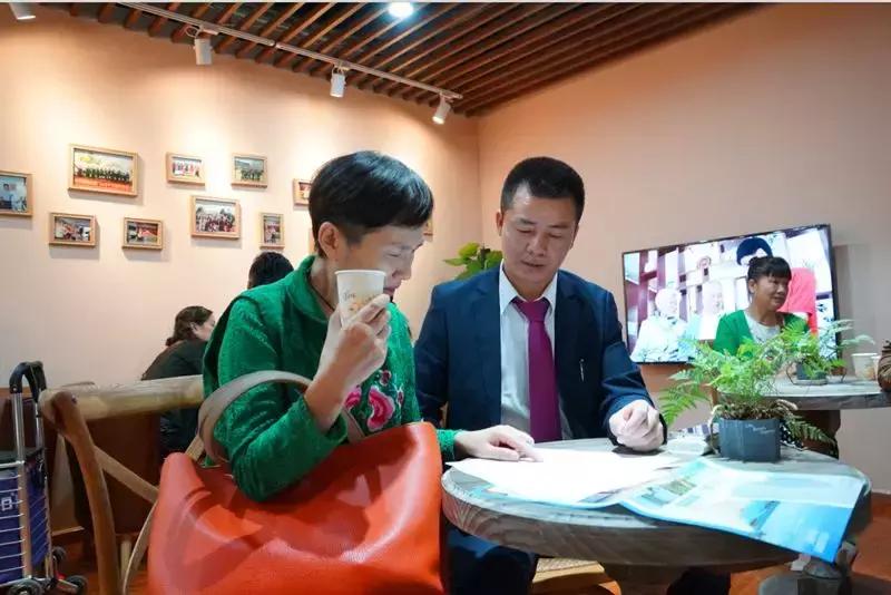 侨亚旅居线*体下**验店开业了