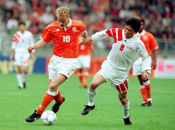 世界足坛十大优雅球星,足坛十大悲情瞬间舍甫琴科