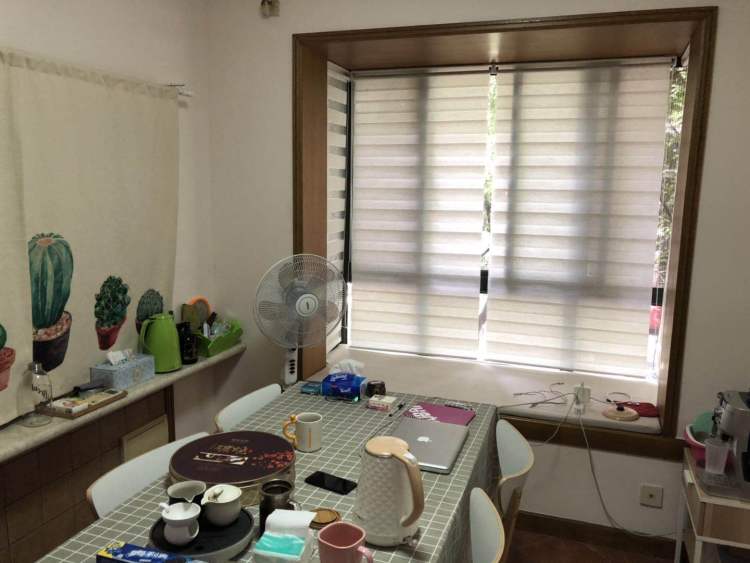 一居民家中自来水现大量虫子,一居民家中飞来怪鸟