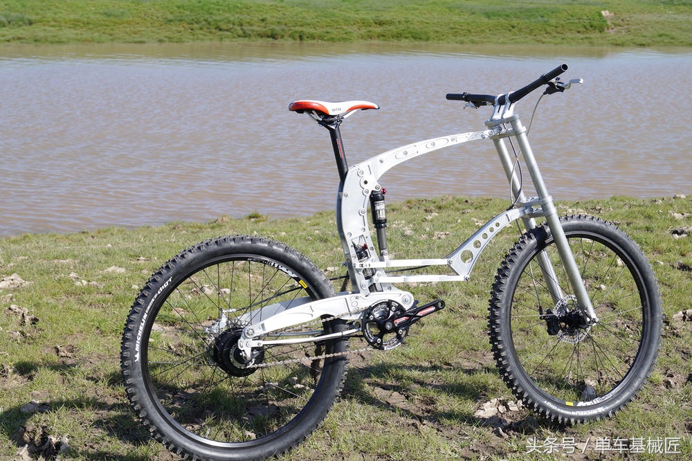 大神速降自行车,速降自行车需要掌握的技巧