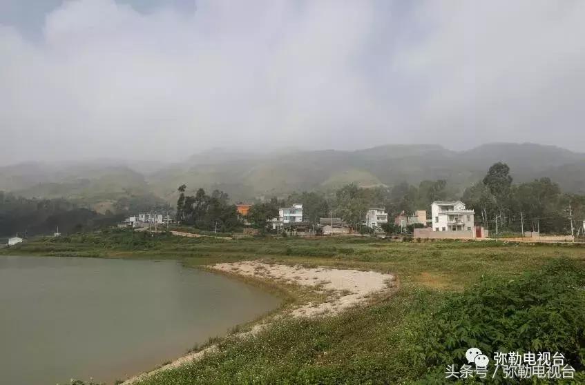 云南红河弥勒瀑布,弥勒滴水滩瀑布