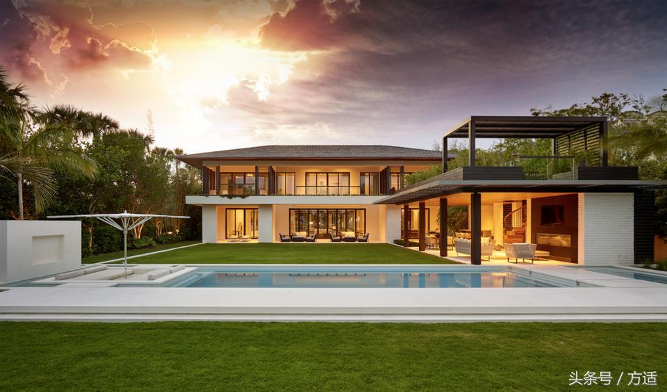 最高调炫富的嘻哈制作人——花上亿购买豪宅，豪车更是不停换