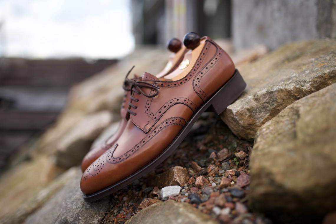 国际品牌男士皮鞋十大排名,什么品牌的男士皮鞋好性价比高
