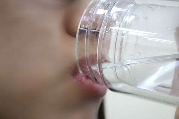 痛风关节肿大如何消除,痛风关节肿大怎么消肿