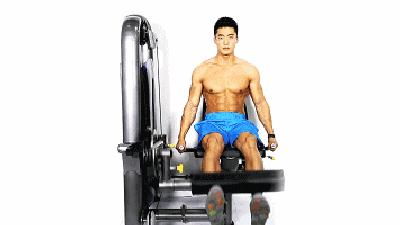 健身房一周训练计划健身动作教学,老年健身房一周健身计划表