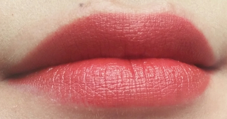 黄皮平价口红100元以下,口红唇釉滋润推荐平价适合黄皮