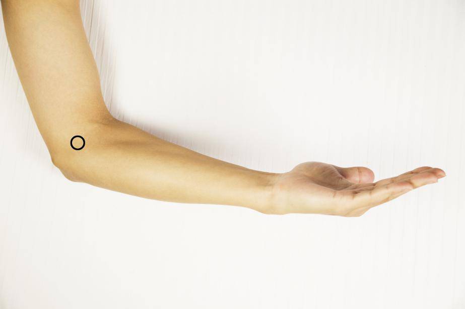 要想气血充足怎样推拿,四个动作疏通经络