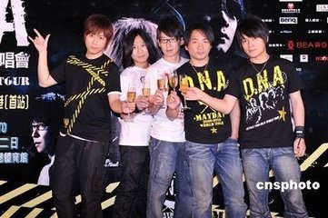 月天歌曲完整版,月天完整歌曲