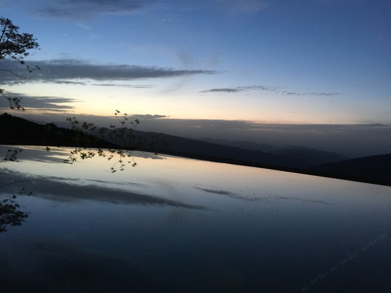 川藏悬崖酒店,峨眉山顶级最美民宿酒店