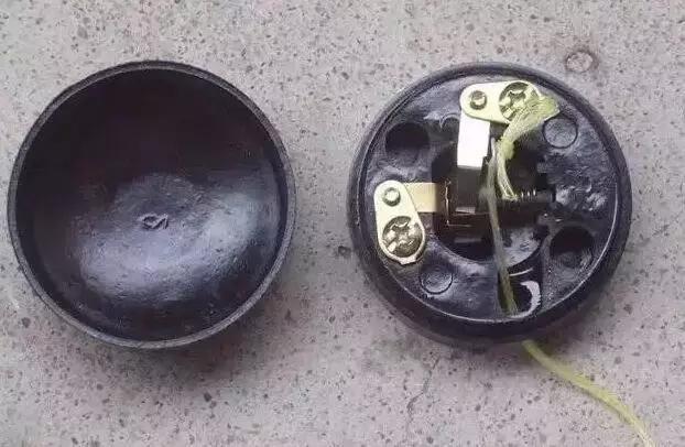 双控四灯的接法,一灯双控三控四控接线图