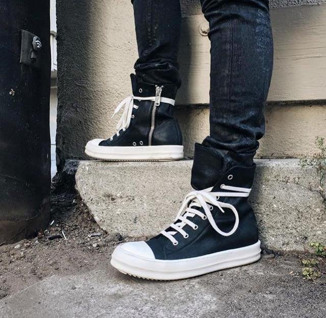 小白鞋小黑鞋视频,适合穿搭的小黑鞋